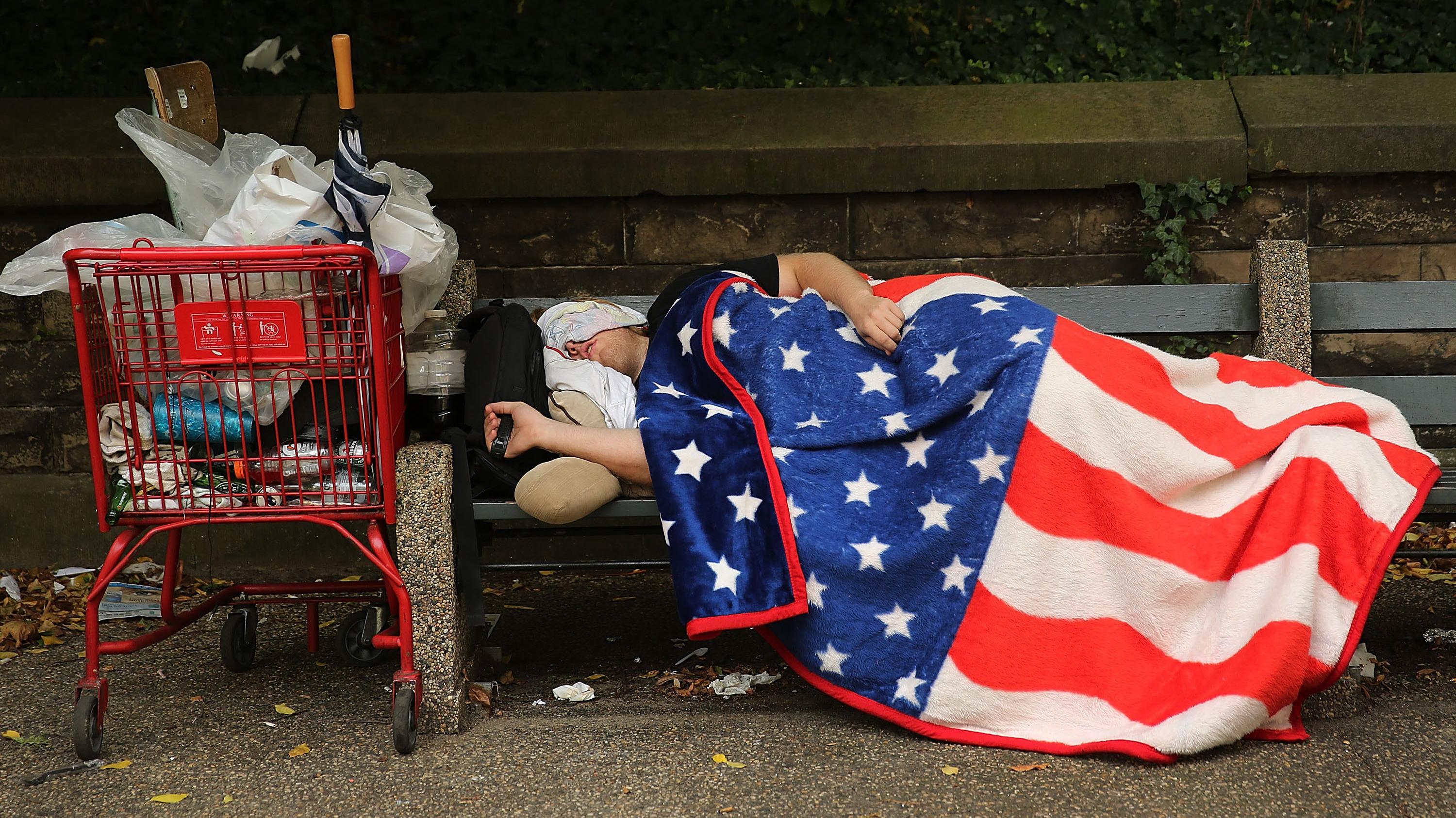 US Median Household Income Hits Record $87,460 as Poverty Rate Falls