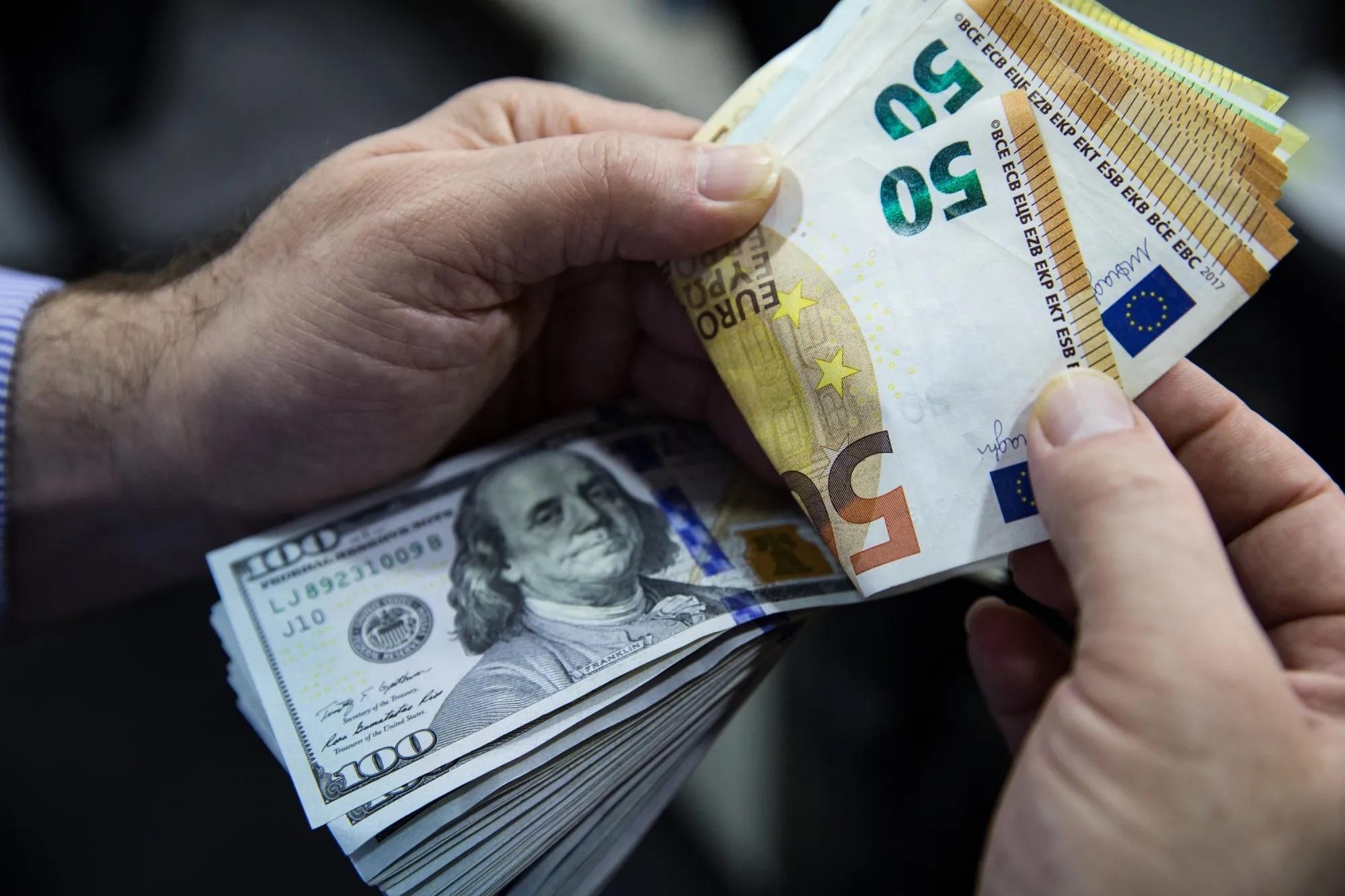 US Dollar Recovery: Why the Greenback Is Rising as Lagarde Turns Dovish